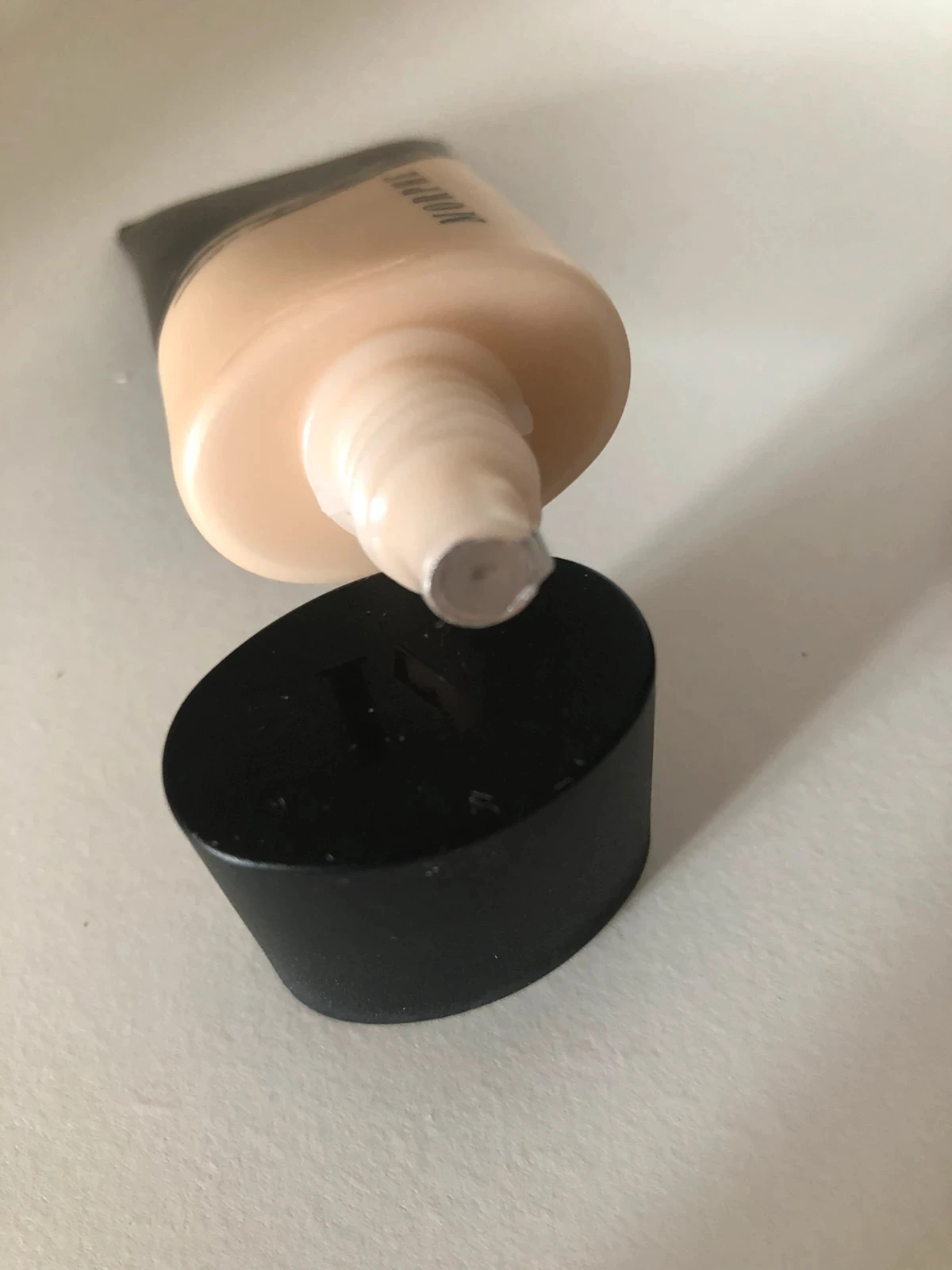 Morphe Fluidity Full Coverage Foundation – photo 2